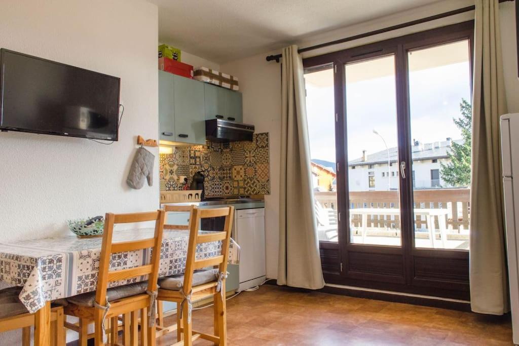 T2 Cabine Avec Terrasse Plein Sud 30M2 Aux Angles Luaran gambar